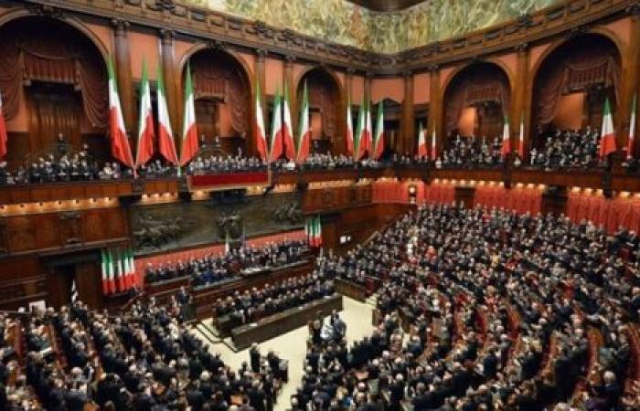 عقب التصويت الرابع.. هل يختفي أكثر من 300 نائب إيطالي لتوفير النفقات؟