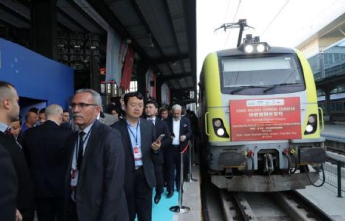 شاهد: أول قطار لنقل البضائع من الصين لأوروبا يصل أنقرة