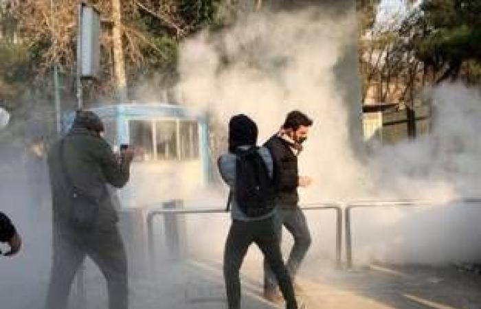اخبار السياسه منها ارتفاع البطالة.. خبراء يوضحون دلالات اندلاع التظاهرات في إيران
