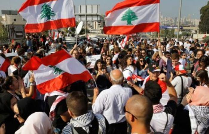 32 يومًا من التظاهرات.. احتجاجات لبنان تتواصل