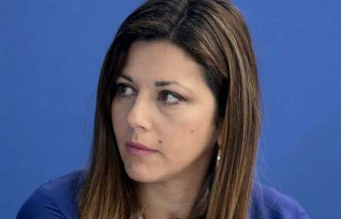اخبار السياسه من هي المسؤلة اليونانية "صوفيا زخاري" التي هاجمت تركيا بمنتدى الشباب؟