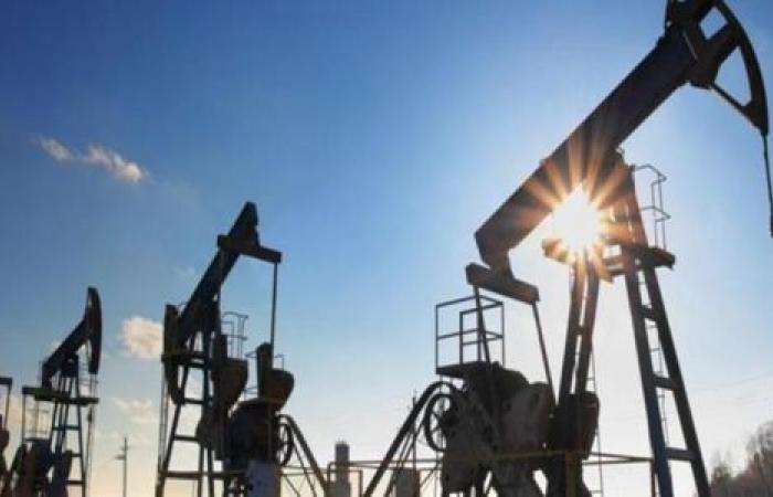 تراجع أسعار النفط مع اقتراب إنهاء التوترات التجارية بين واشنطن وبكين