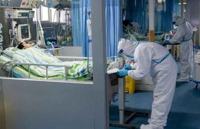 لتصبح 7 حالات.. الإمارات تعلن إصابتين جديدتين بفيروس كورونا 