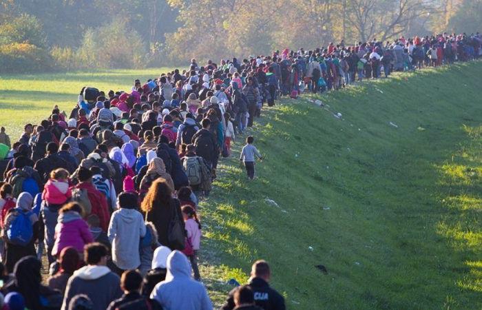 اللاجئون في زمن كورونا.. تراجيديا محفوفة بالمخاطر ومخاوف من تكرار سيناريو 2015