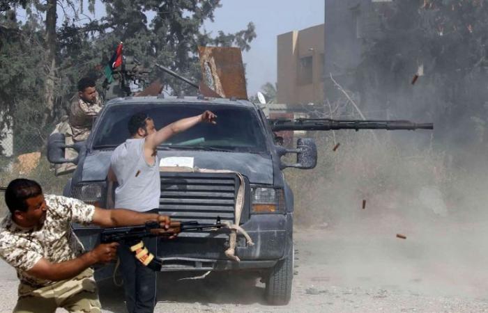 تفاصيل المواجهات الأخيرة بين حفتر والسراج في ليبيا
