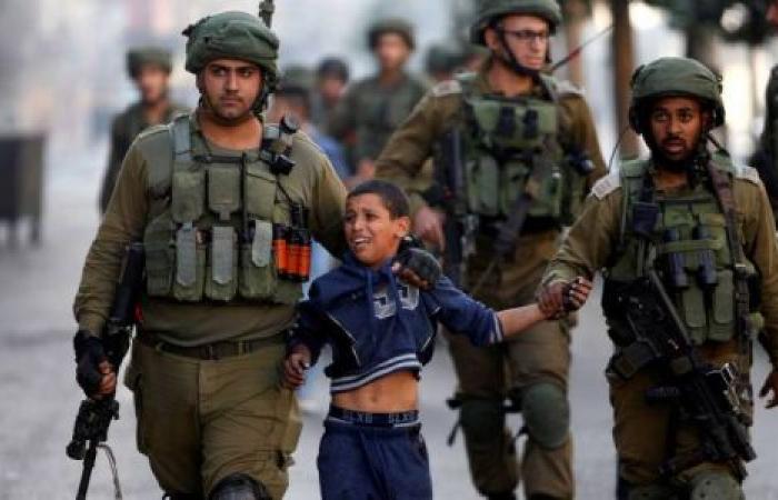 أرقام صادمة تكشف جرائم الاحتلال.. اعتقال 357 فلسطينيًا في شهر