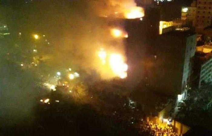#المصري اليوم -#حوادث - السيطرة علي حريق معرض النجف بشبرا الخيمة.. وإنقاذ 9 عمال موجز نيوز