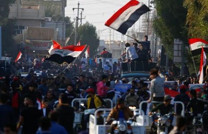 بعد 72 ساعة من نيل الكاظمي ثقة البرلمان.. الاحتجاجات تجتاح شوارع بغداد