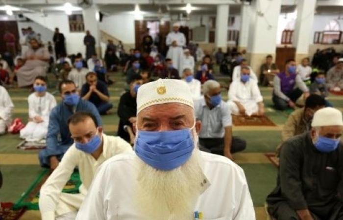 اخبار السياسه صور .. كيف تحدى المسلمون في العالم كورونا واحتفلوا بعيد الفطر؟