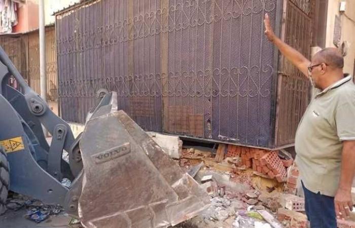 المصري اليوم - اخبار مصر- تنفيذ 19 قرار إزالة تعديات في حي الضواحي ببورسعيد بمساحه إجماليه 2224 م2 موجز نيوز