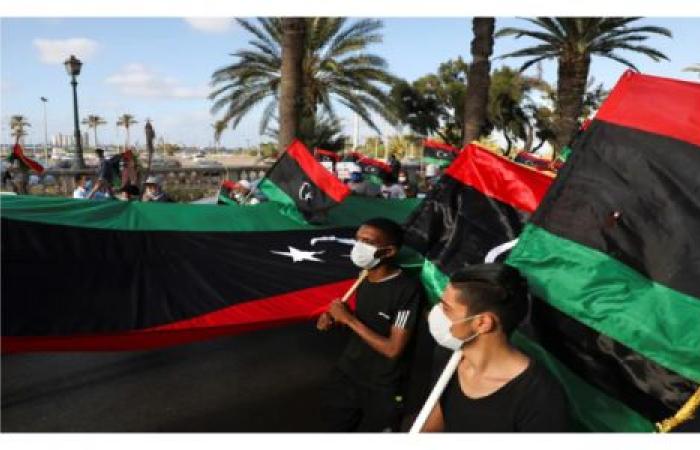 صحيفة سويسرية: حرب أم سلام؟ .. نقطة تحول حاسمة في الصراع الليبي