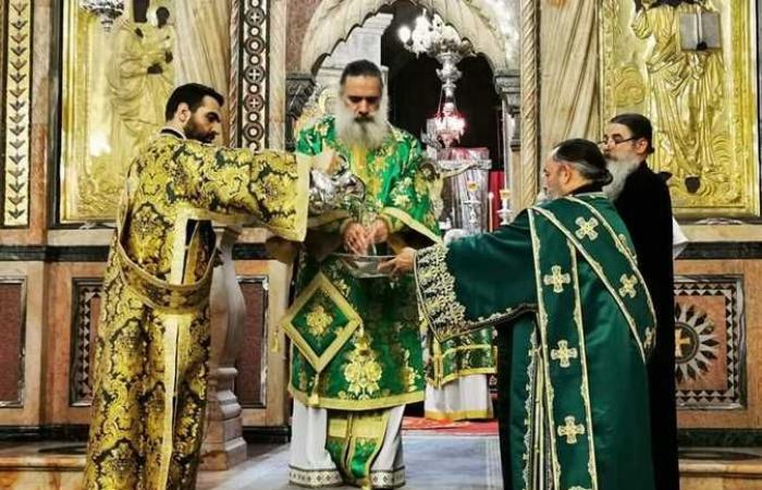 #المصري اليوم -#اخبار العالم - رئيس أساقفة الروم يترأس قداس عيد الصليب المقدس بكنيسة القيامة في القدس (صور) موجز نيوز