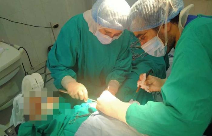 المصري اليوم - اخبار مصر- فريق طبي ببورسعيد ينجح في علاج «كسر في قضيب» مريض: «يبلغ من العمر 43 عامًا» موجز نيوز
