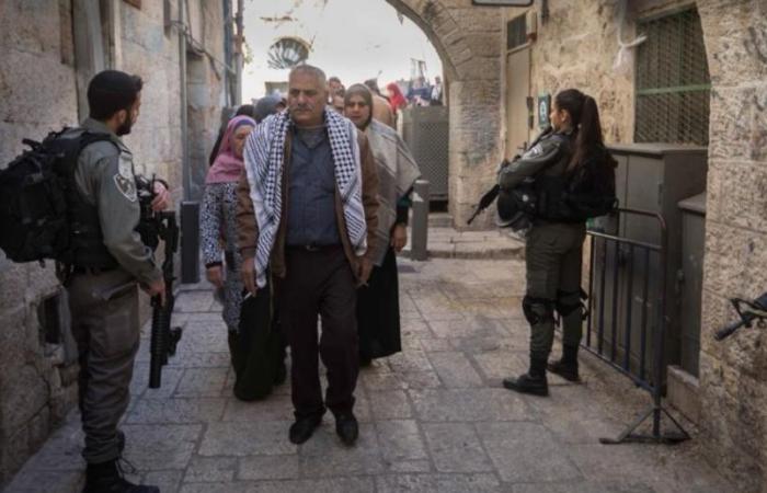 بالتهجير وسحب آلاف الإقامات.. هكذا يسرق الصهاينة فلسطينية القدس