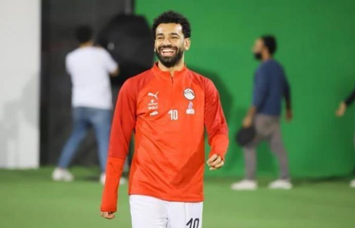 الوفد رياضة - أحمد حسن: اتحاد الكرة بالغ في معالجة ملف إصابة محمد صلاح بكورونا موجز نيوز