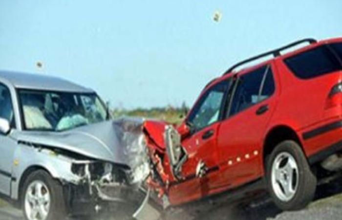 الوفد -الحوادث - انتداب المهندس الفني لبيان سبب حادث تصادم سيارتين بالأوتوستراد موجز نيوز