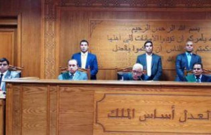 #اليوم السابع - #حوادث - الجنايات تستكمل اليوم محاكمة أحمد شفيق بتهمة إهدار المال العام ‏