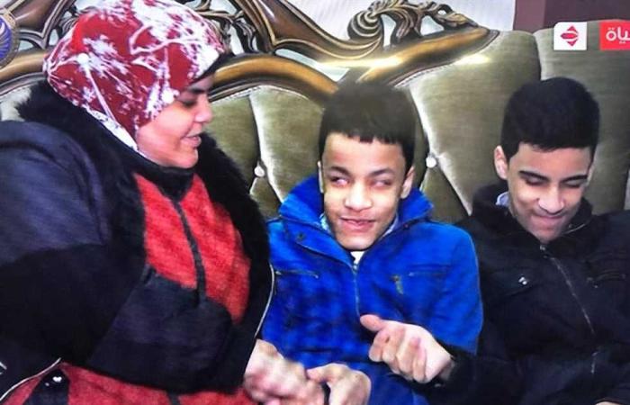المصري اليوم - اخبار مصر- شاهد.. 3 أخوات في أسرة واحدة مكفوفين وحافظين للقرآن موجز نيوز