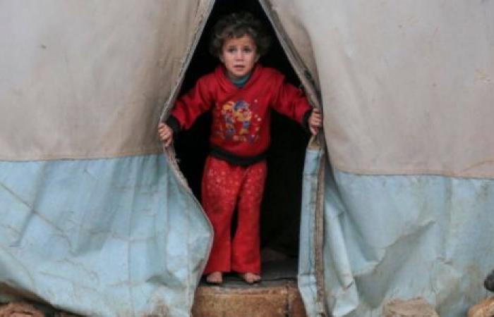 صور| النازحون السوريون..الهروب من ويلات الحرب إلى عواصف الشتاء