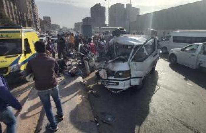 #اليوم السابع - #حوادث - إصابة 9 فى حادث تصادم بين سيارتين على الطريق الزراعى الشرقى بسوهاج