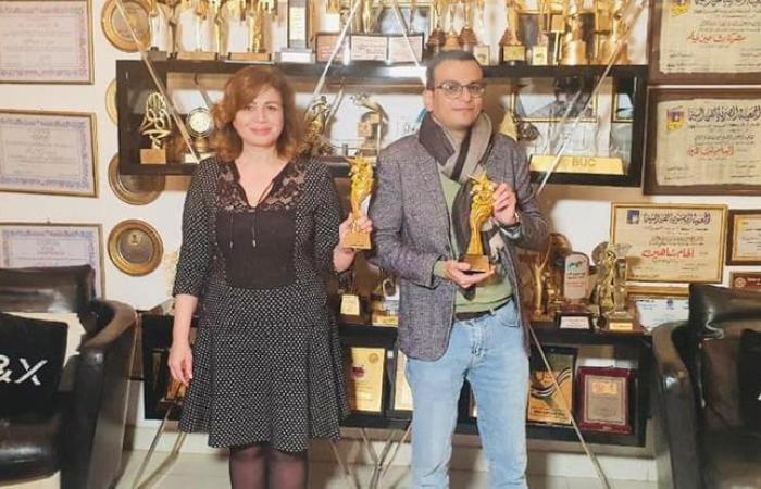 #اليوم السابع - #فن - إلهام شاهين وأمير رمسيس يتسلمان جائزتا أفضل ممثلة ومخرج فى 2020 عن"حظر تجول"