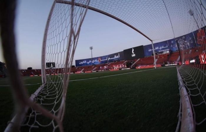 الرياضية المغربية: كاف يعيد برمجة مباراة الوداد وكايزر تشيفز في 28 فبراير