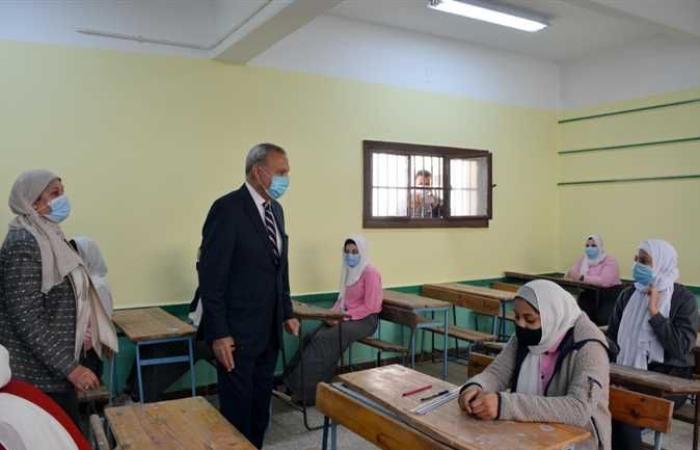 المصري اليوم - اخبار مصر- محافظ القليوبية يتفقد لجان امتحانات الصف الأول الثانوي بمدارس بنها (صور) موجز نيوز
