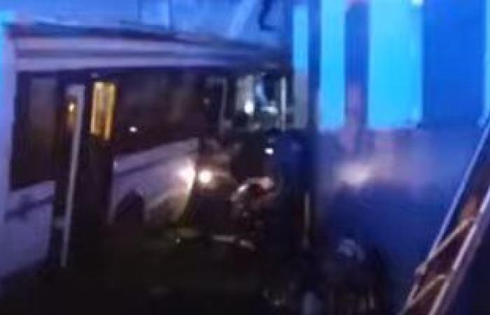 #اليوم السابع - #حوادث - إصابة 15 عاملا فى حادث انقلاب ميكروباص على طريق الفرافرة - ديروط