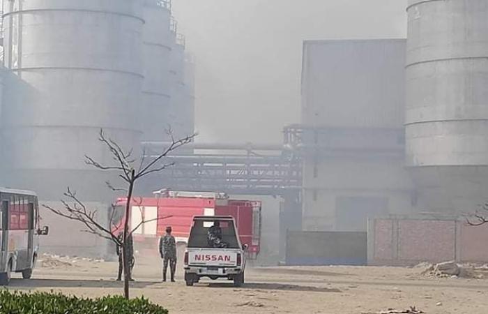 #اليوم السابع - #حوادث - حريق بمصنع كرتون بالعاشر من رمضان و10سيارات إطفاء للسيطرة على النيران.. صور
