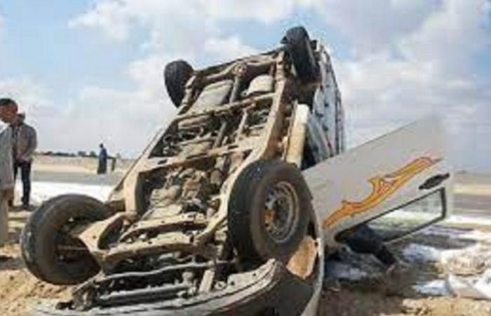 الوفد -الحوادث - إصابة 12 شخصا فى انقلاب سيارة ربع نقل بالمنيا موجز نيوز