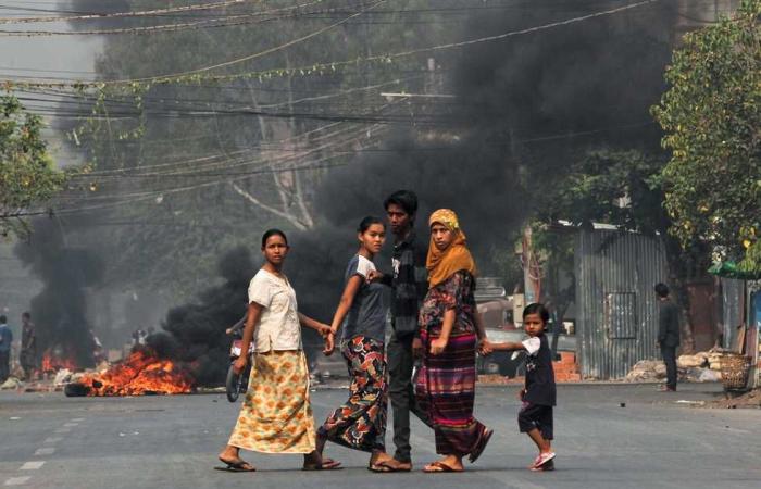 #المصري اليوم -#اخبار العالم - جماعة متمردة في ميانمار : أسقطنا طائرة هليكوبتر عسكرية موجز نيوز