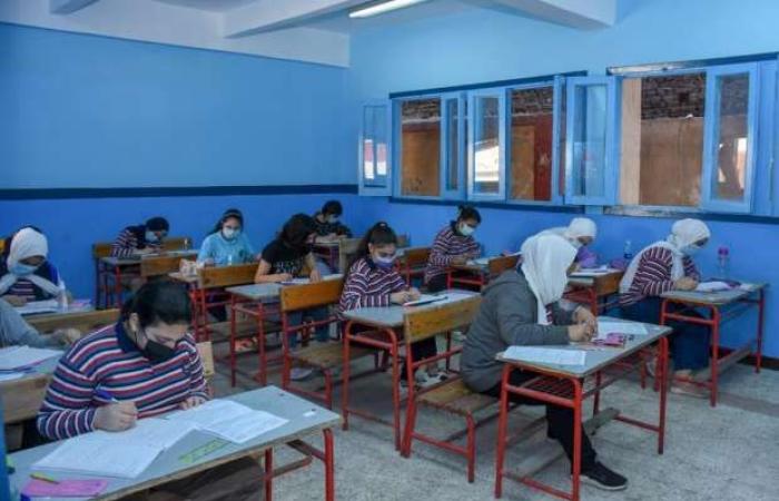 اخبار السياسه 87826 طالبا بالإسكندرية يؤدون امتحانات الشهادة الإعدادية