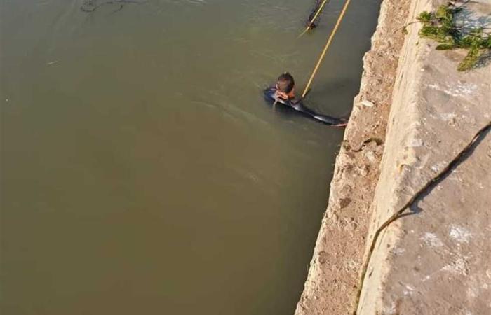 #المصري اليوم -#حوادث - انتشال جثة غريق من مياه بحر مويس في الشرقية موجز نيوز