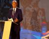 بي بي سي: رئيس كاف قد يتعرض للحظر من "فيفا" بسبب شبهة فساد