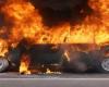 الوفد -الحوادث - النيابة تعاين موقع تفحم جثة وقتل أخرى بجوار سيارة محترقة بالمنيا موجز نيوز